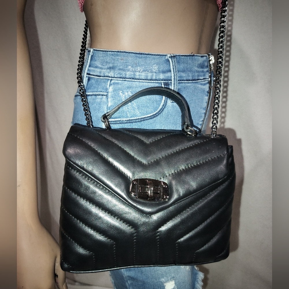 NWOT DIVINA FIRENZE BRIDGET CROSSBODY LEATHER BAG. Made in Italy